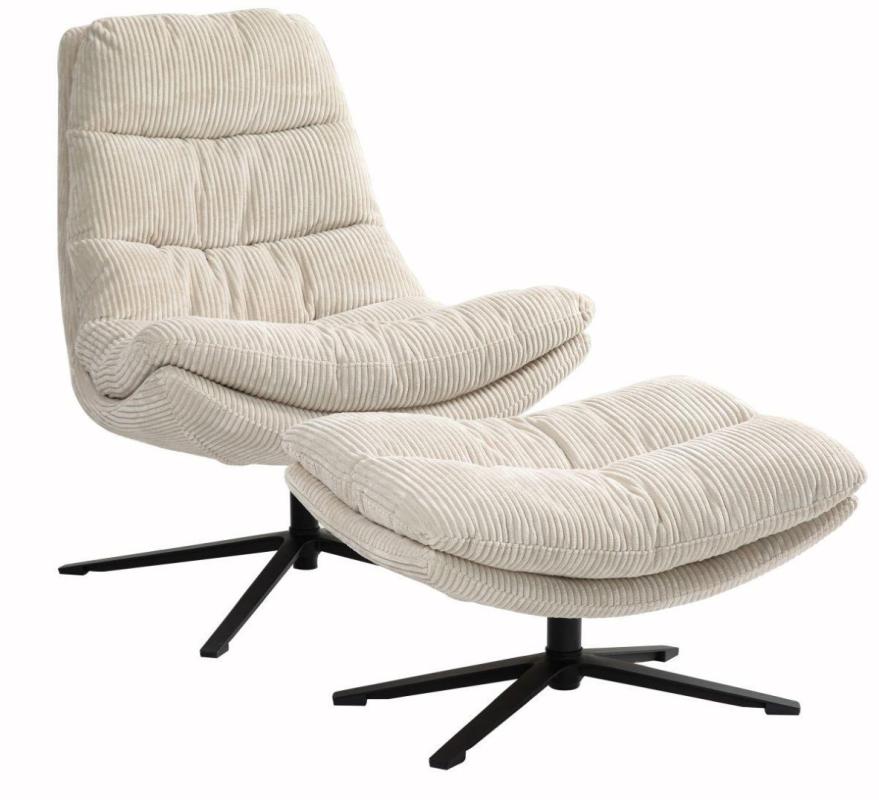 Relaxsessel mit Hocker